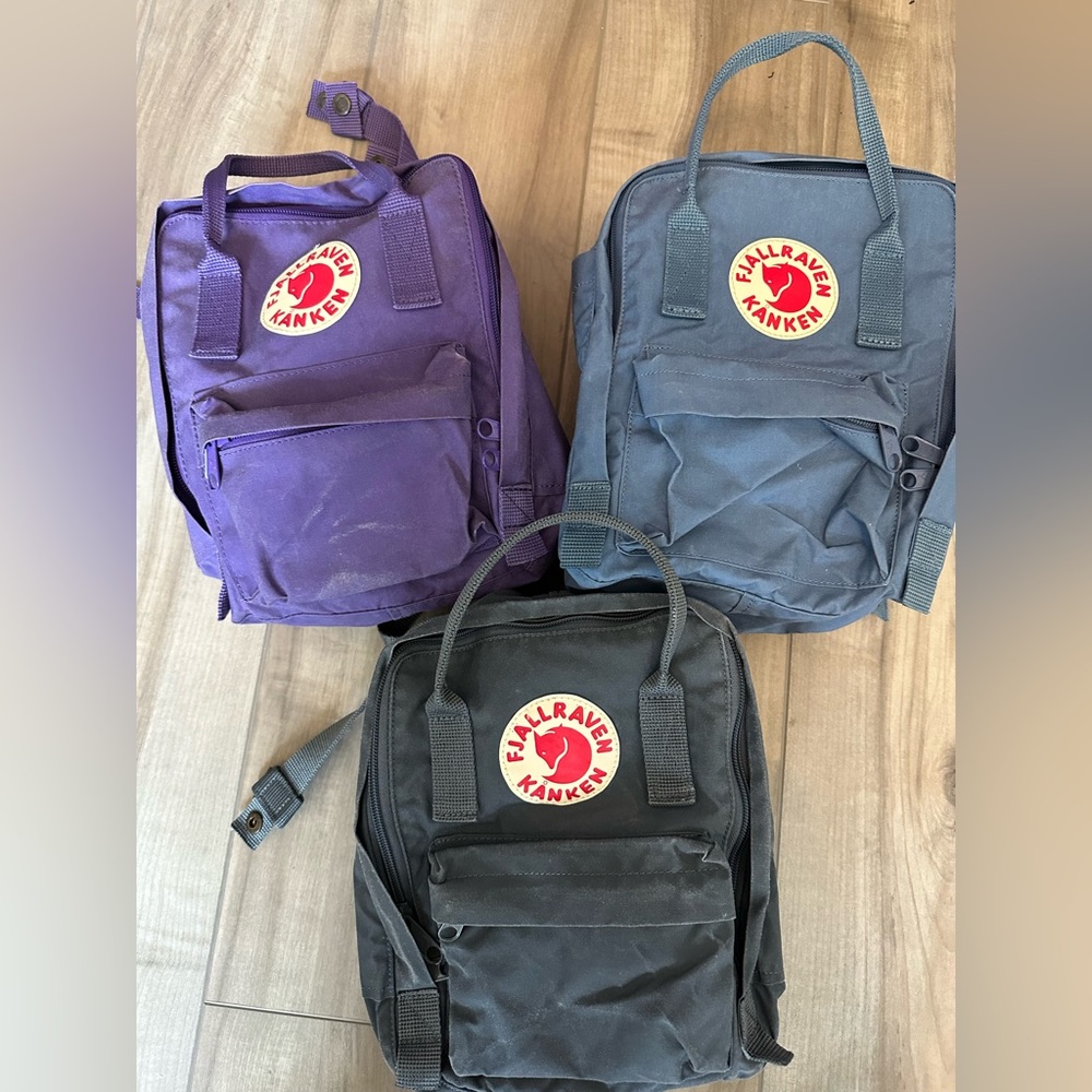 Fjallraven Kanken Mini - 2 Colors LEFT - 30$ EACH - Picture 3 of 8